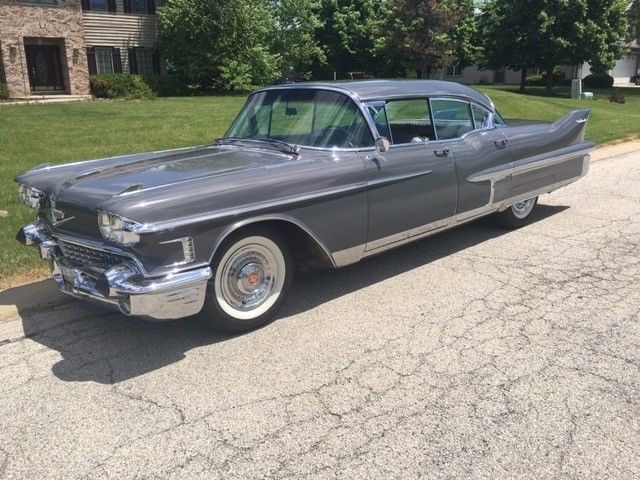 1958 Cadillac Fleetwood - 60 SPECIAL 4 DOOR HARDTOP - CLASSIC CRUISER- - photo 2