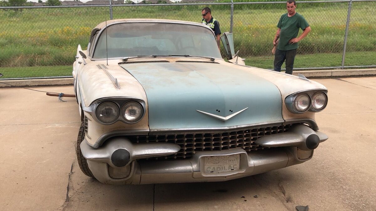 1958 Cadillac Fleetwood - photo 13