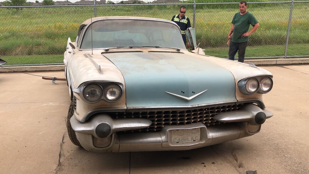 1958 Cadillac Fleetwood - photo 2