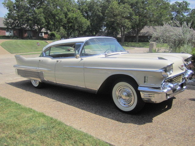 1958 Cadillac Fleetwood Series 60 - photo 4