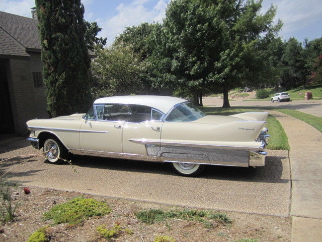 1958 Cadillac Fleetwood Series 60 - photo 7