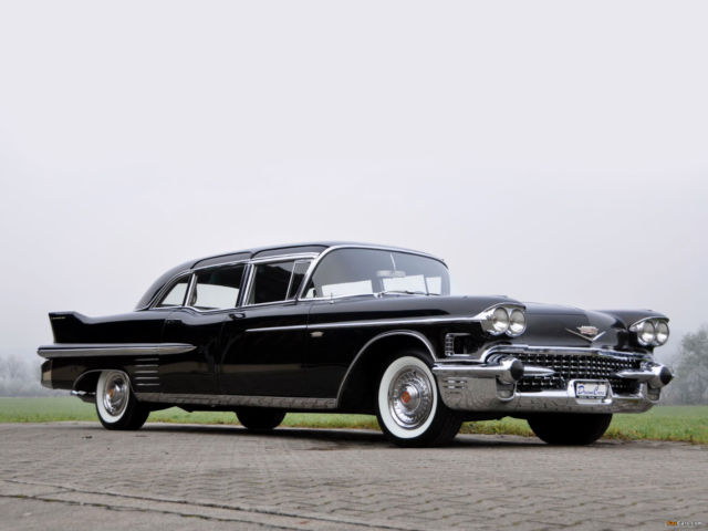 1958 Cadillac Fleetwood - photo 12