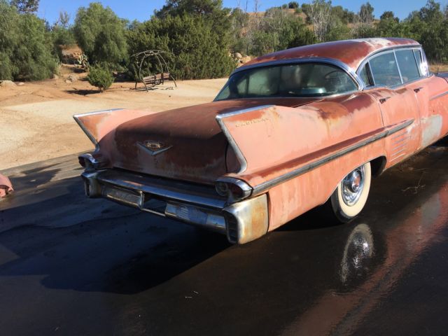 1958 Cadillac DeVille Sedan de Ville - photo 2