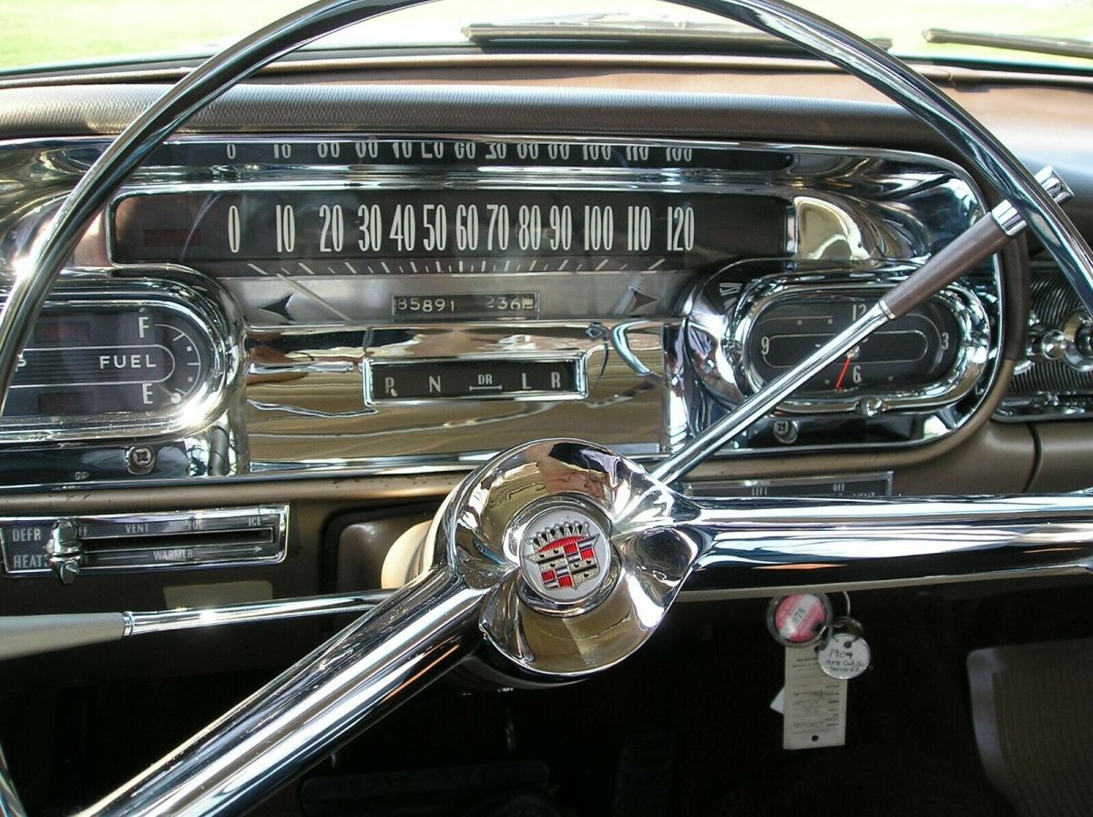 1958 Cadillac DeVille Series 62 Coupe - photo 3