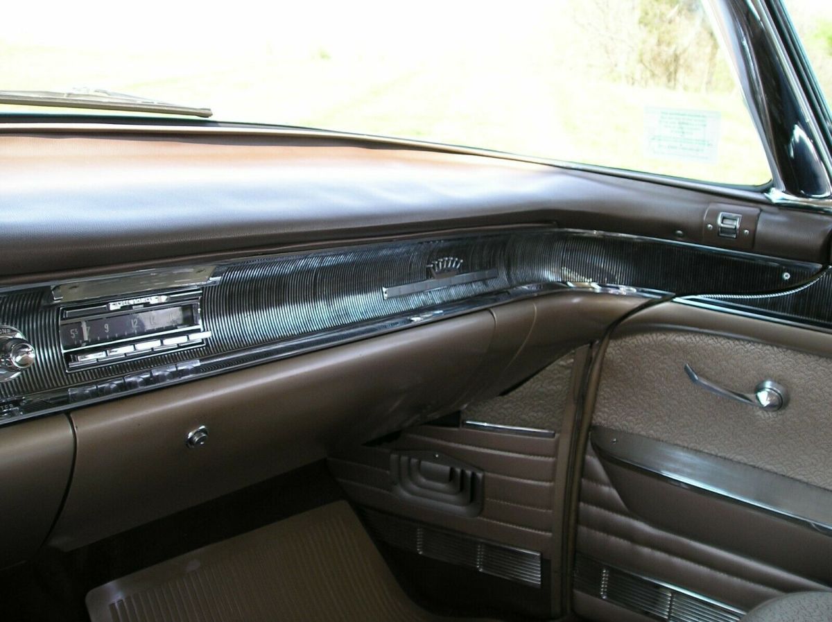1958 Cadillac DeVille Series 62 Coupe - photo 4