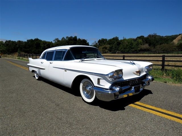 1958 Cadillac Fleetwood - photo 10