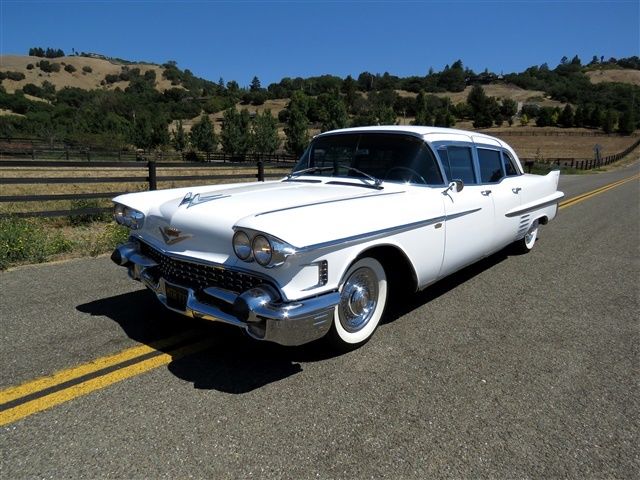 1958 Cadillac Fleetwood - photo 3