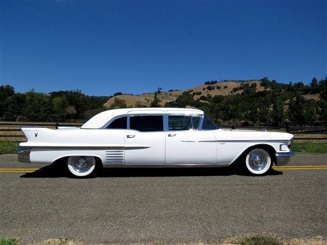 1958 Cadillac Fleetwood - photo 9