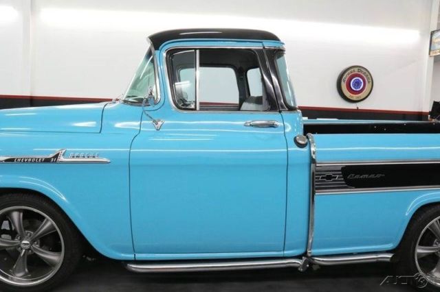 1958 Chevrolet 1/2 ton pick up Cameo fuellie 327 4 speed - photo 5