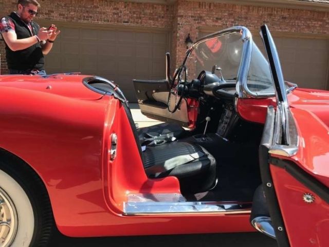 1958 Chevrolet Corvette Convertible with Hard Top - photo 10