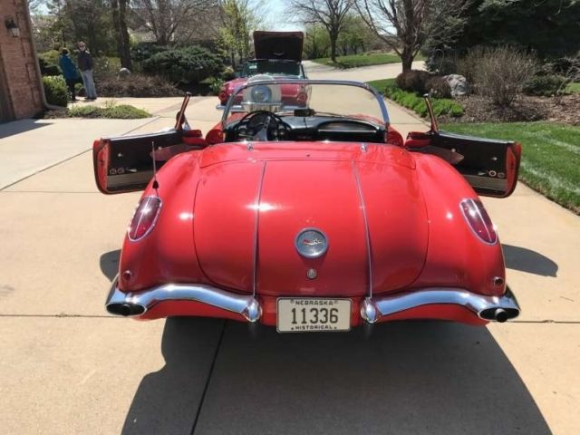 1958 Chevrolet Corvette Convertible with Hard Top - photo 12