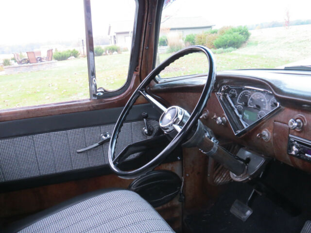 1958 Chevrolet Apache - photo 8