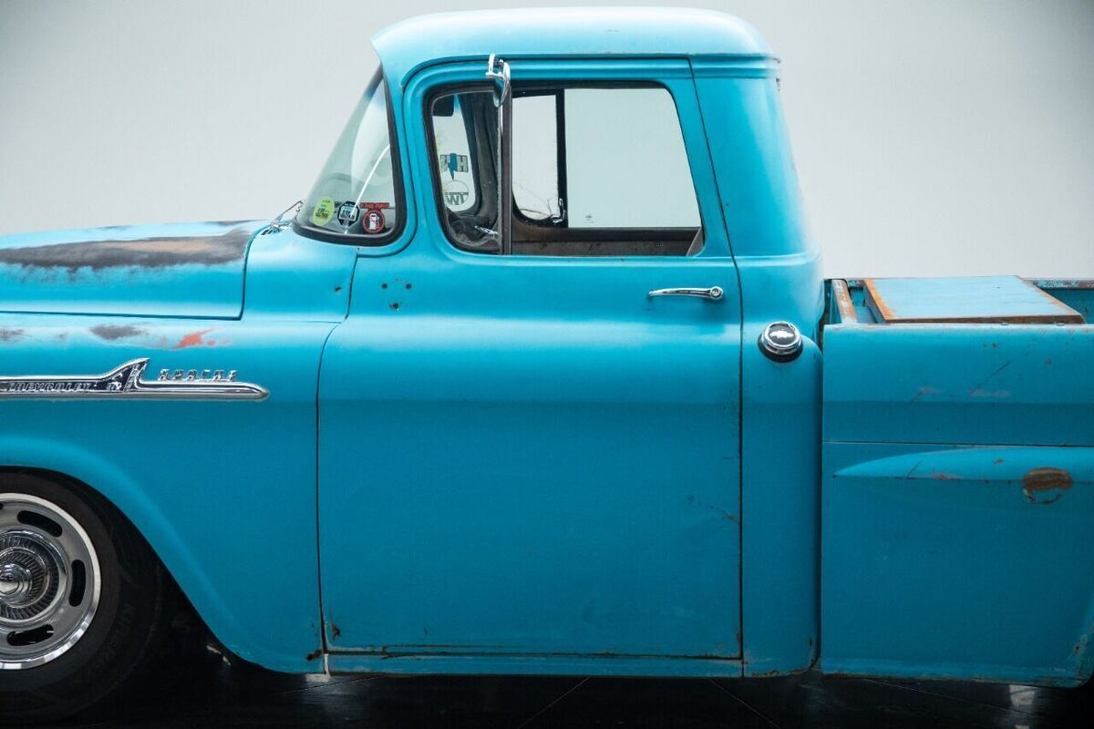 1958 Chevrolet Apache - photo 12