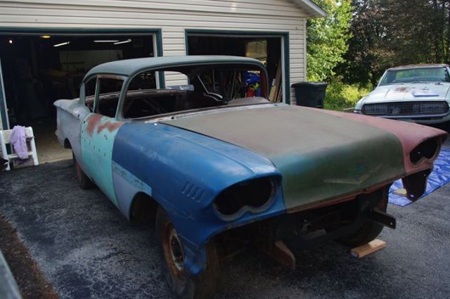 1958 Chevrolet Biscayne - photo 2