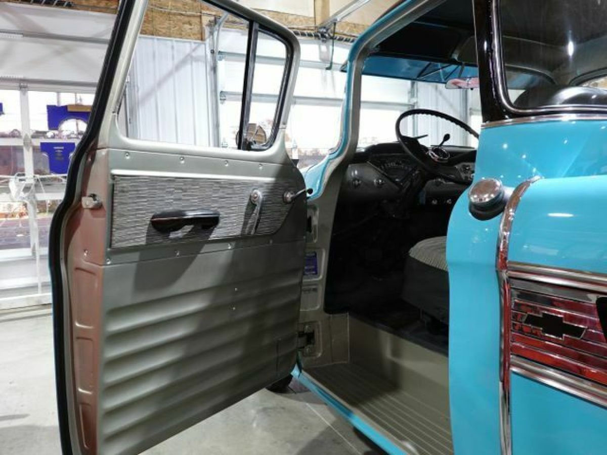 1958 Chevrolet Cameo Apache Pickup - photo 4
