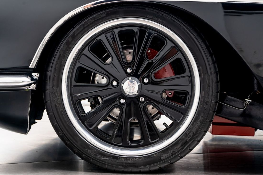 1958 Chevrolet Corvette - photo 9