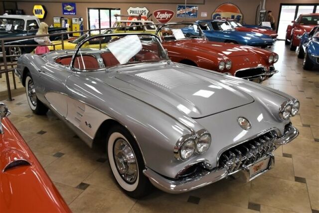 1958 Chevrolet Corvette 2x4bbl - photo 11