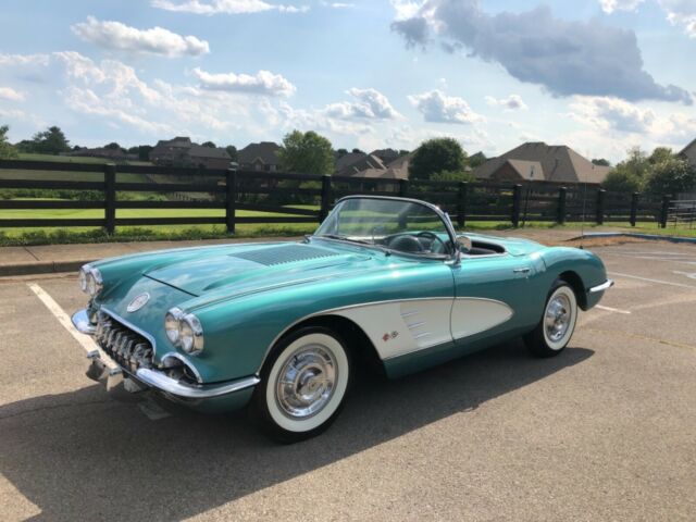 1958 Chevrolet Corvette - photo 2
