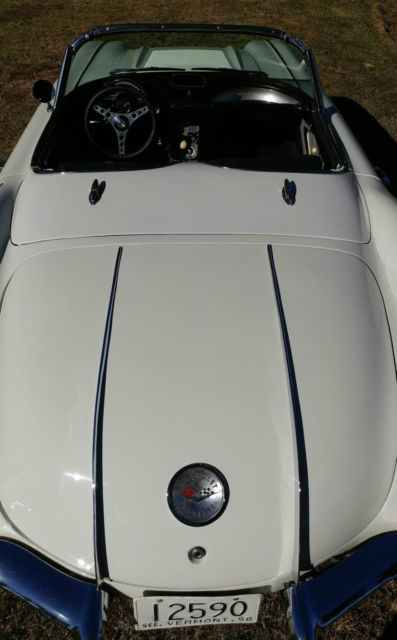 1958 Chevrolet Corvette Base Convertible 2-Door - photo 6