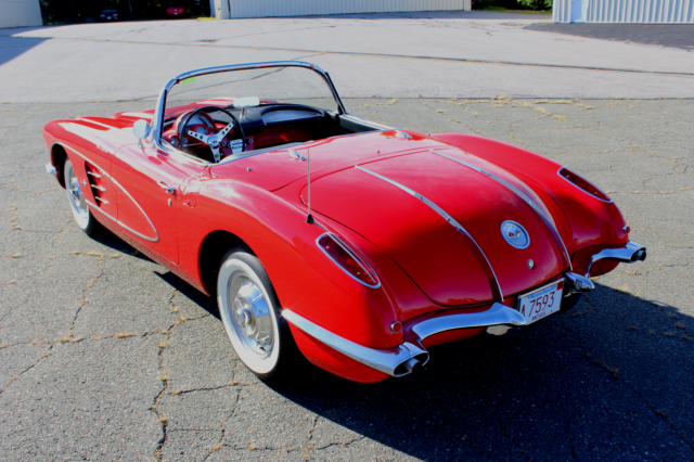 1958 Chevrolet Corvette Convertible Coupe - photo 2