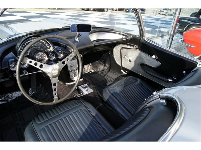 1958 Chevrolet Corvette - photo 2