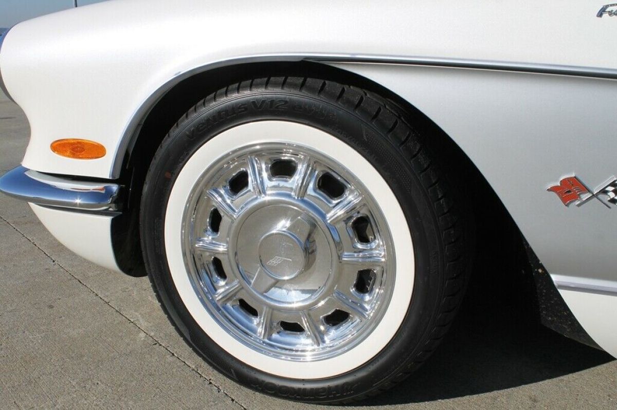 1958 Chevrolet Corvette CRC Retrovette Retrovette built by Classic Reflection - photo 11