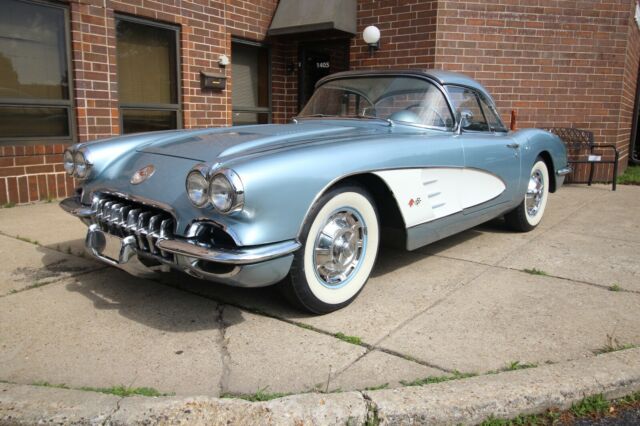 1958 Chevrolet Corvette - hard top Air Conditioning 283 1959 1957 1956 1960 1958 Chevrolet Corvette - Both Tops - A/C