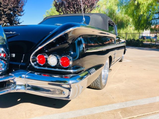 1958 Chevrolet Impala Convertible Custom Upgrades w /Continental Kit - photo 4