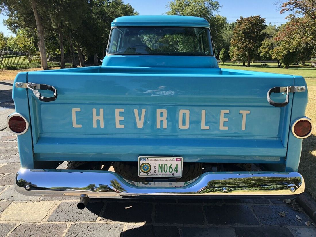 1958 Chevrolet NAPCO Apache - photo 3