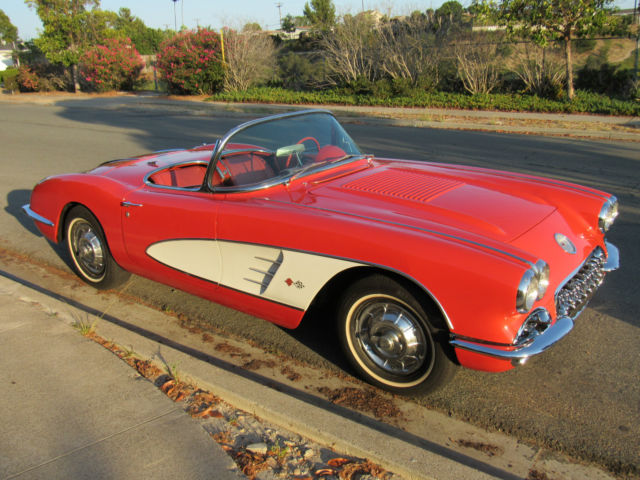 1958 CHEVROLET RED 4-Speed CORVETTE 1958 Chevrolet Corvette