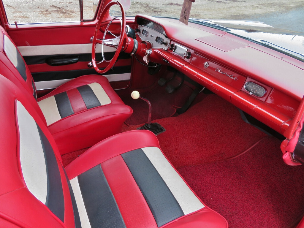 1958 Chevrolet Station Wagon - photo 2