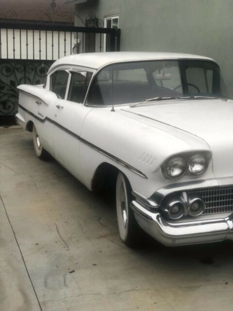 1958 Chevrolet Impala Sedan - photo 3