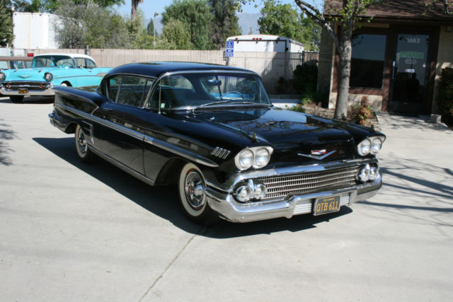 1958 Chevrolet Impala 2-Door Hardtop - photo 2