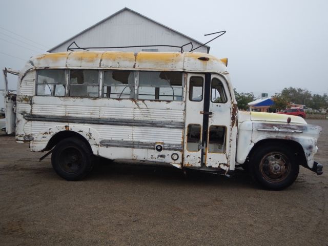 1958 Chevrolet Superior School Bus Short School Bus - photo 3