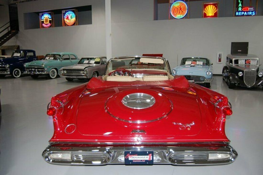 1958 Chrysler Imperial Crown Convertible - photo 3