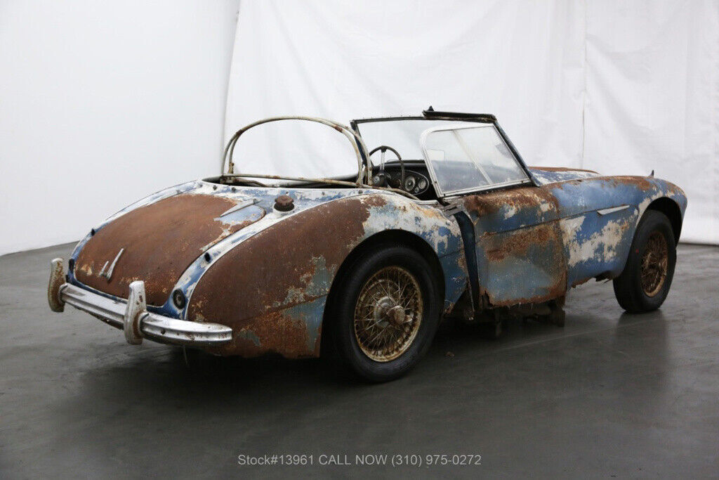 1958 Austin Healey 100-6 BN4 Convertible Sports Car - photo 5