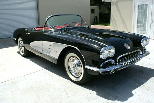 1958 Chevrolet Corvette Convertible 283/245HP Dual Quad Hard Top - photo 2