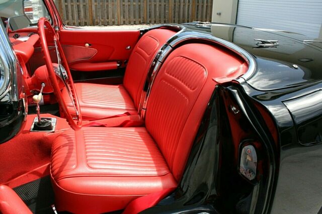 1958 Chevrolet Corvette Convertible 283/245HP Dual Quad Hard Top - photo 7