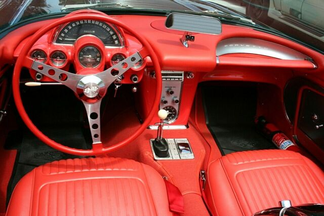 1958 Chevrolet Corvette Convertible 283/245HP Dual Quad Hard Top - photo 8