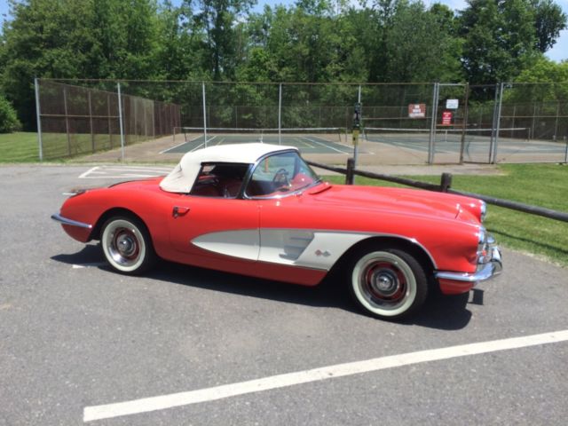 1958 Chevrolet Corvette convertible