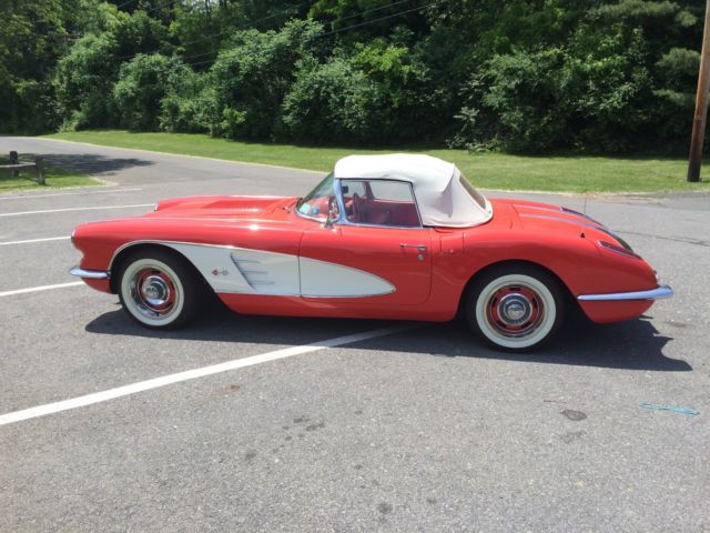 1958 Chevrolet Corvette convertible - photo 3