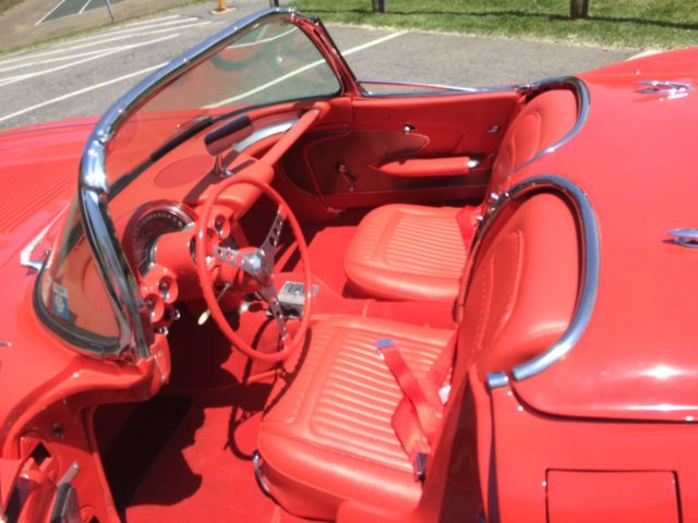 1958 Chevrolet Corvette convertible - photo 7
