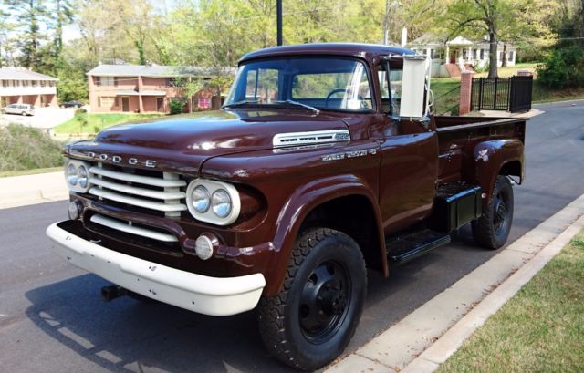1958 Dodge Power Wagon cream - photo 2