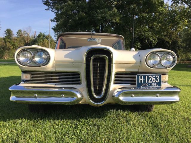 1958 Edsel Corsair 4 door hardtop - photo 3