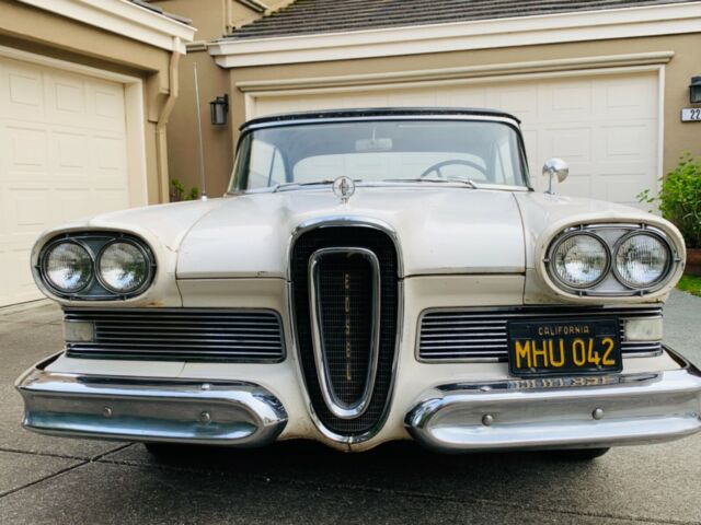 1958 Edsel Ranger N WHITE VINYL/BLACK CLOTH - photo 2