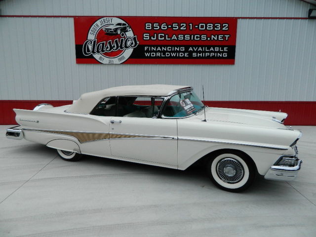 1958 Ford Fairlane Fairlane 500 Sunliner - photo 2