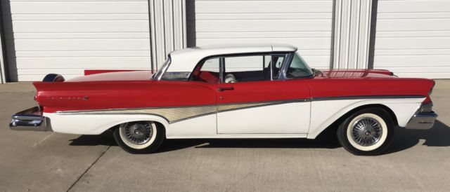 1958 FAIRLANE SKYLINER RETRACTABLE HARDTOP CONVERTIBLE AUTOMATIC CONTINENTAL KIT 1958 Ford Skyliner RETRACTABLE CONVERTIBLE HARDTOP