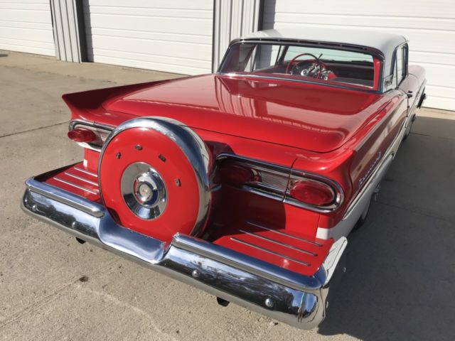1958 Ford Skyliner RETRACTABLE CONVERTIBLE HARDTOP - photo 2