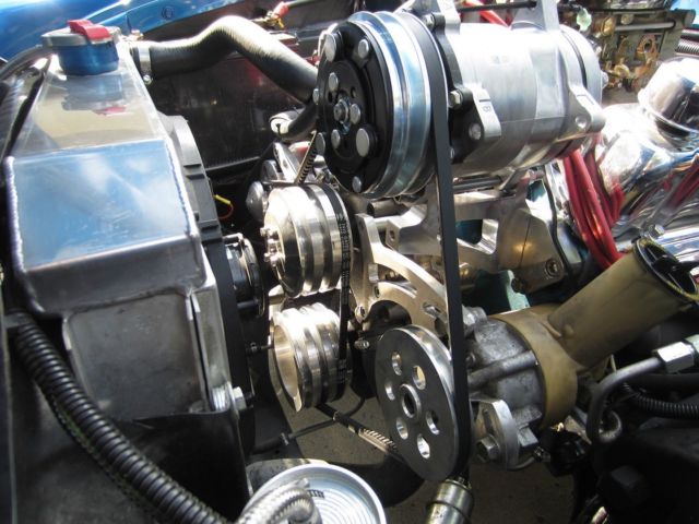 1958 Ford Fairlane 2 door Ranch Wagon - photo 2