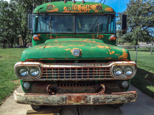 1958 Ford B-500 - photo 2
